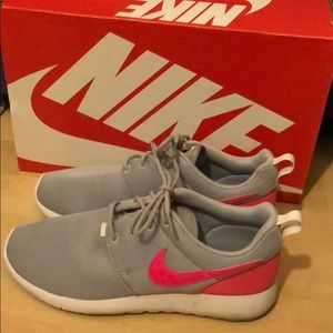 Nike Roshe One (GS)